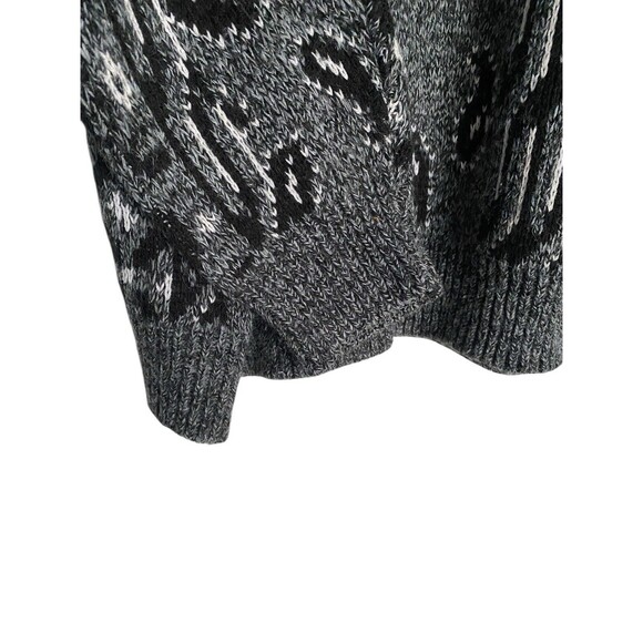 Upper Body Knit Sweater Abstract Geometric Paisley - Picture 3 of 7